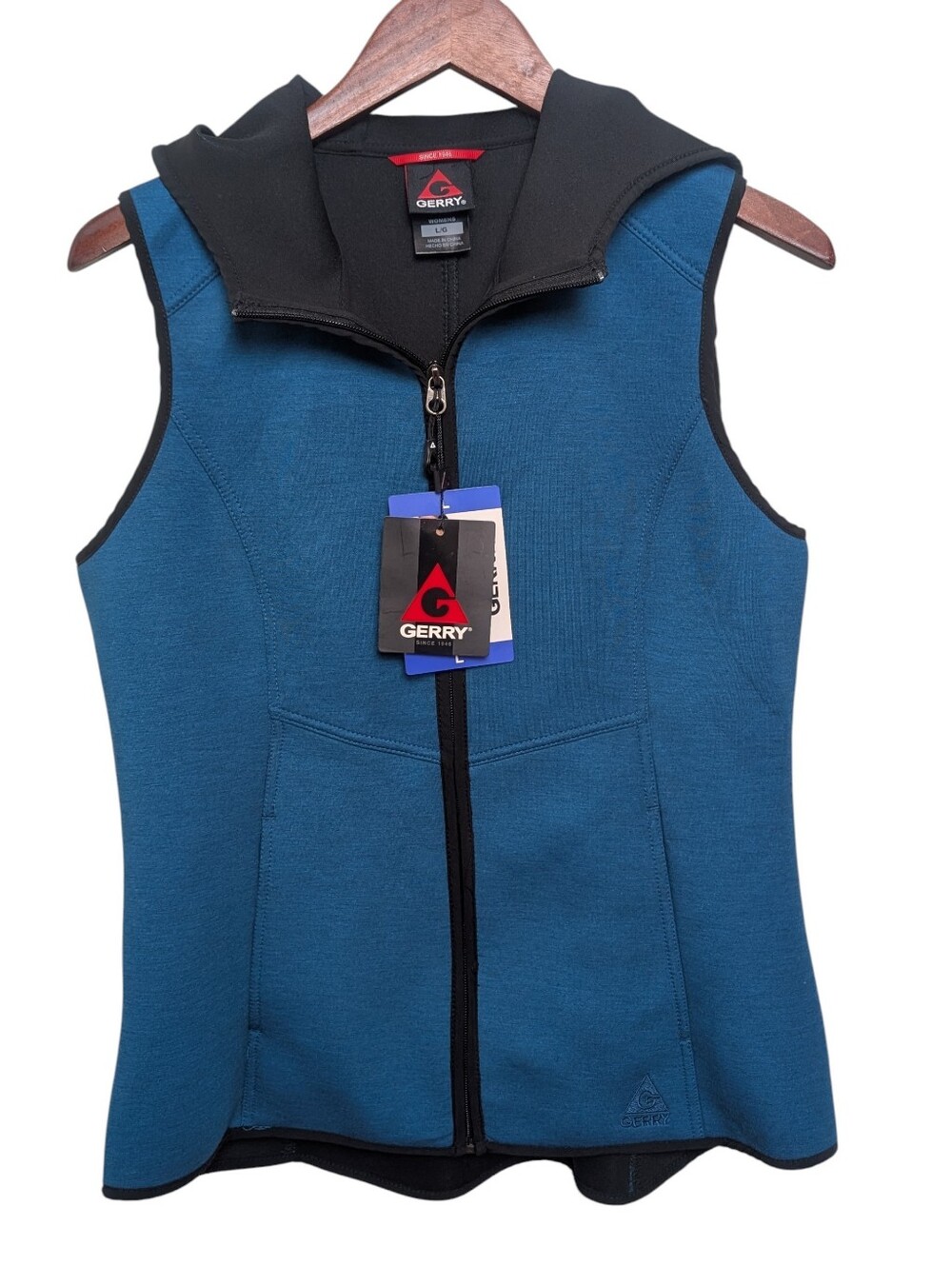 Gerry Hooded Vest Size L